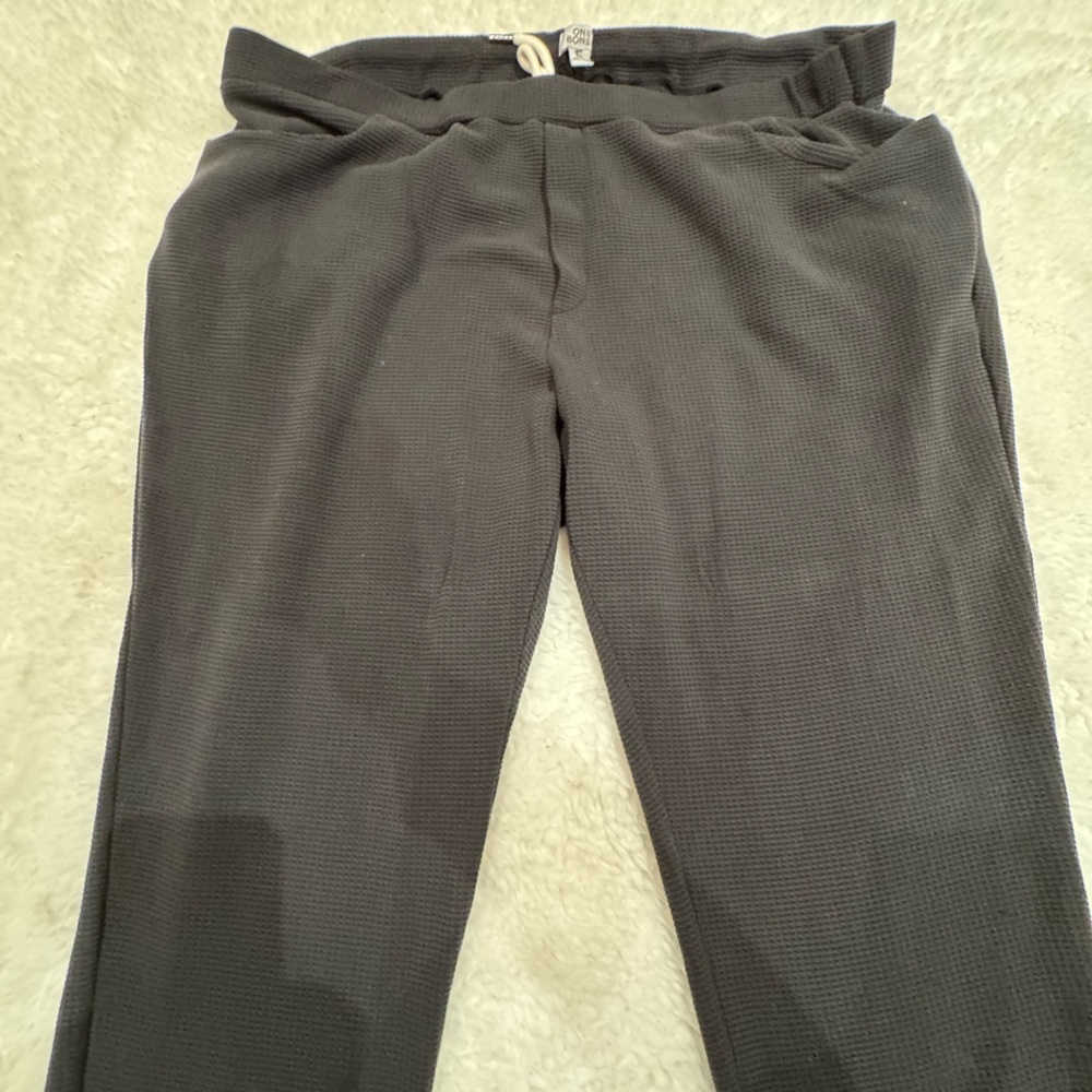 One Bone  Men's Charcoal Joggers